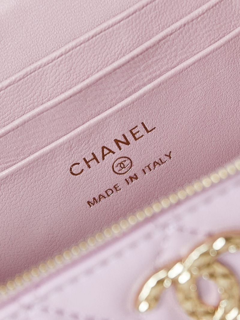 Ch**el cosmetic bags